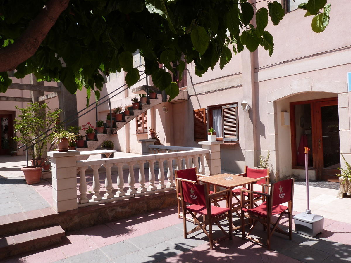 Ca L'Amadeu Hotell Vilanova de Escornalbou Exteriör bild