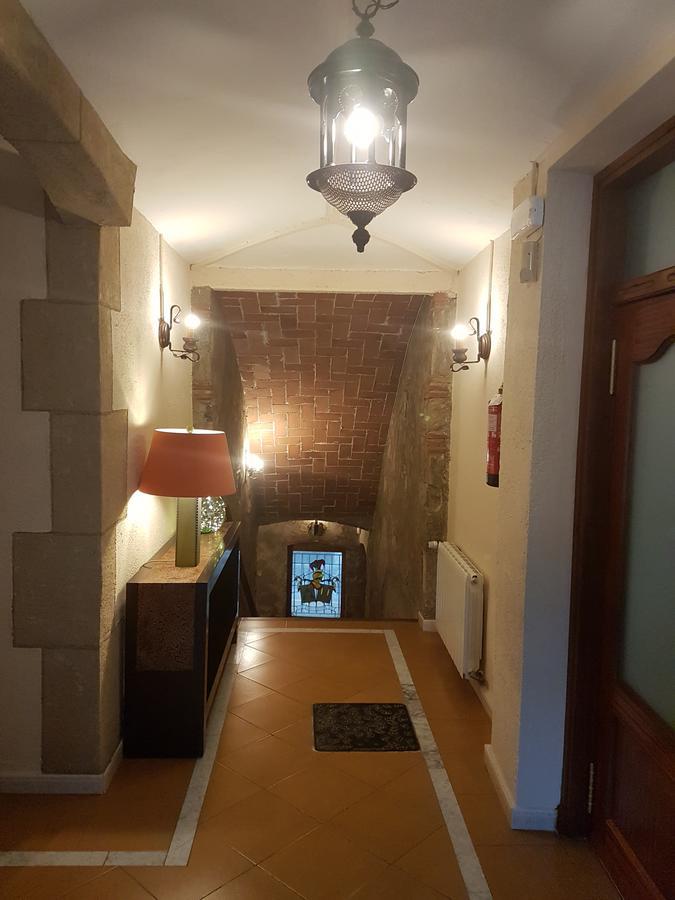 Ca L'Amadeu Hotell Vilanova de Escornalbou Exteriör bild