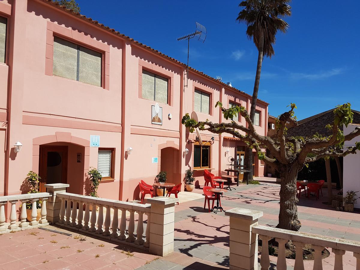 Ca L'Amadeu Hotell Vilanova de Escornalbou Exteriör bild